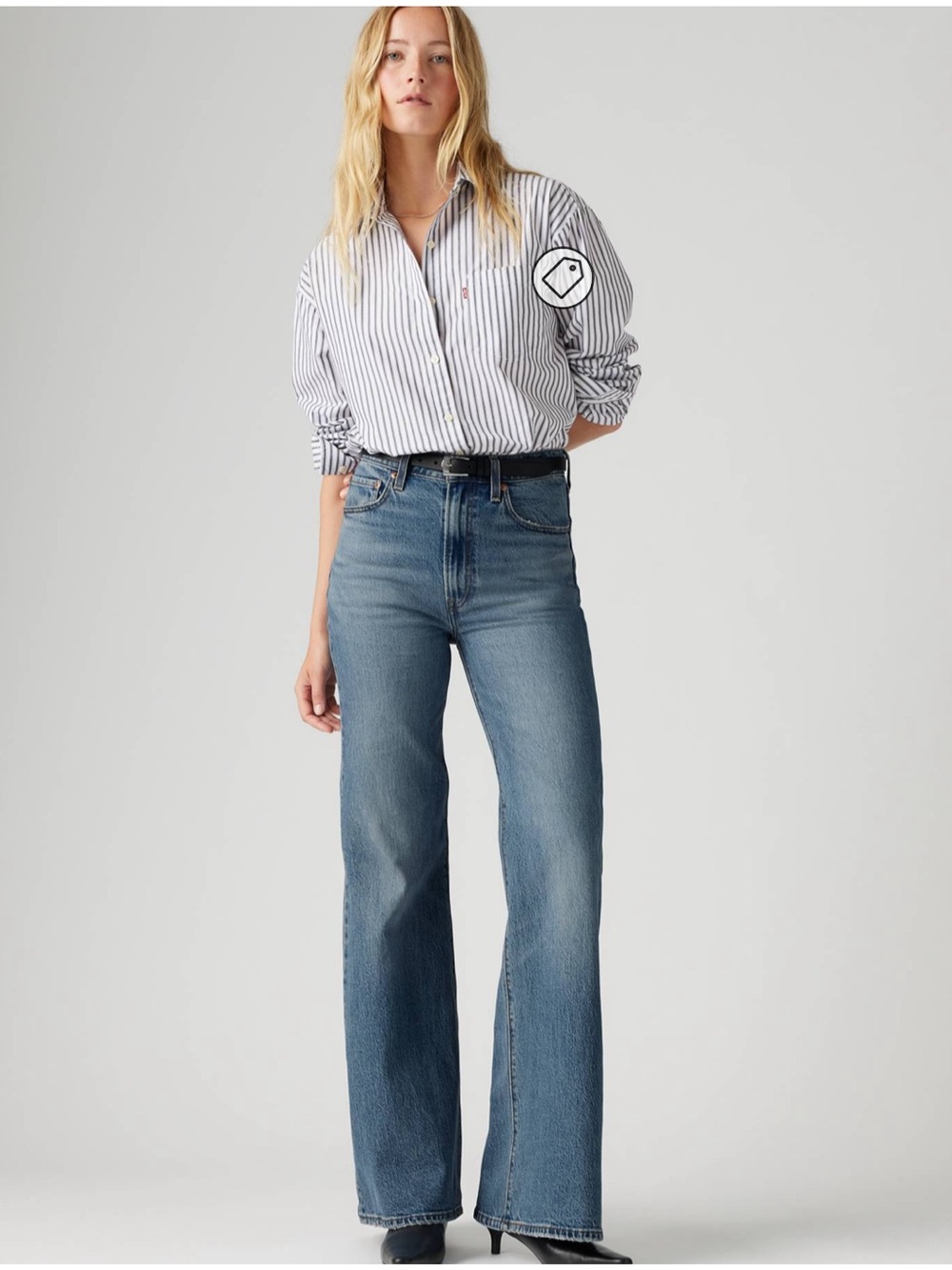 NWT Levi’s Ribcage Bell 32x32